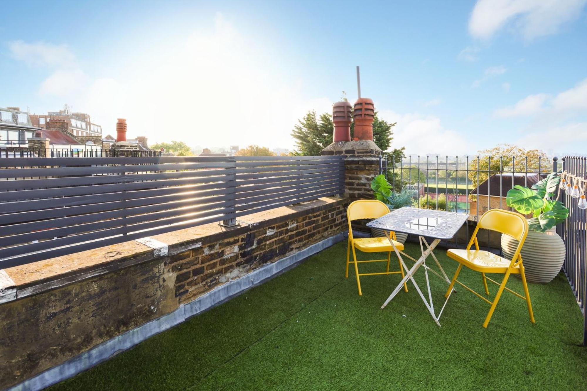 Cosy 1 Bedroom Flat Londra Exterior foto